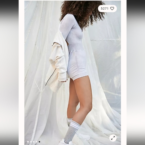 FP Movement Good Karma Long Sleeve Runsie in Ice Grey Size XS/S - Picture 4 of 15